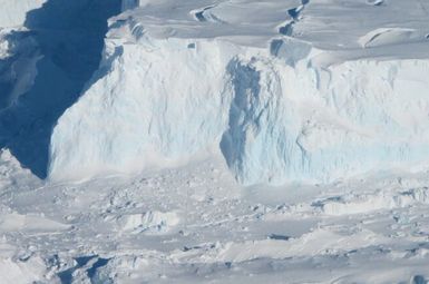 Thwaites glacier. Image credit: NASA/James Yungel