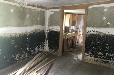 Flooding damage in a house in Marion County, South Carolina, as seen by graduate students working on the Deepening Our Understanding of America’s Most Vulnerable Communities project in the summer of 2019.